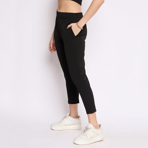 Women Narrow Pant, Black